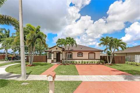 709 SE 14th Pl, Homestead, FL 33033
