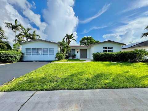 4905 Harrison St, Hollywood, FL 33021