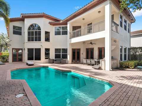 19501 NE 14 CT, North Miami Beach, FL 33169