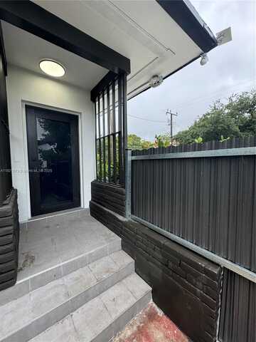 5521 NW 1st Ave, Miami, FL 33127