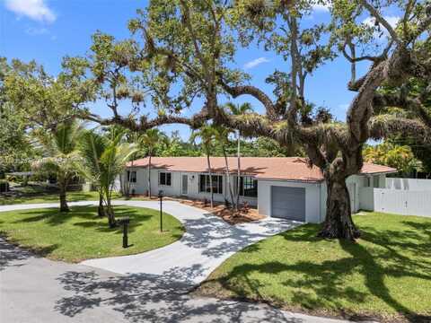 6250 SW 62 Pl, South Miami, FL 33143