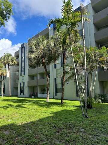10000 NW 80th Ct, Hialeah Gardens, FL 33016