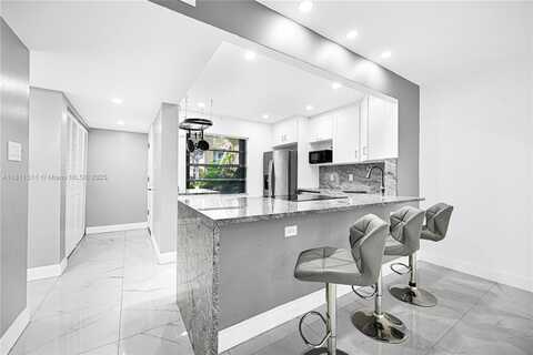 132 S Cypress Rd, Pompano Beach, FL 33060