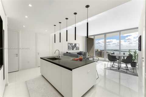 300 Biscayne Blvd Way, Miami, FL 33130