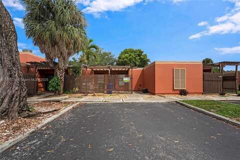 1609 Fairway Rd, Pembroke Pines, FL 33026