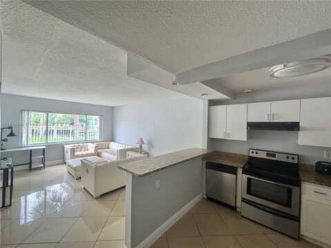 251 SE 6th Ave, Pompano Beach, FL 33060