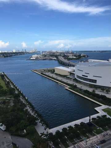 900 Biscayne Blvd, Miami, FL 33132