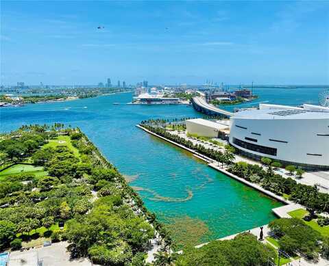 900 Biscayne Blvd, Miami, FL 33132