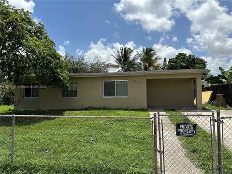 5720 SW 36th Ct, Davie, FL 33314