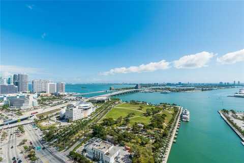 888 Biscayne Blvd, Miami, FL 33132