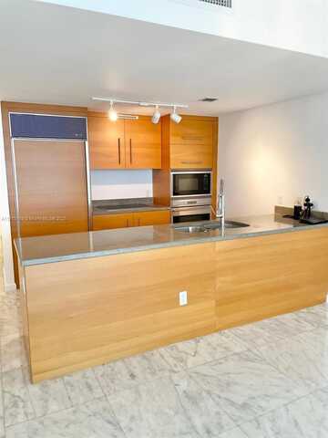undefined, Miami, FL 33131