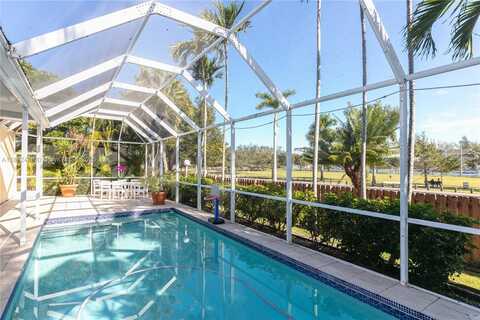 20565 SW 80th Pl, Cutler Bay, FL 33189