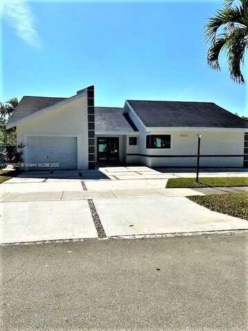 10020 SW 91st Ter, Miami, FL 33176