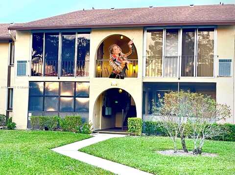 224 Pine Hov Cir, Green Acres, FL 33463