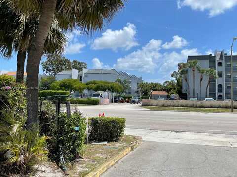 1750 N Congress Ave, West Palm Beach, FL 33401