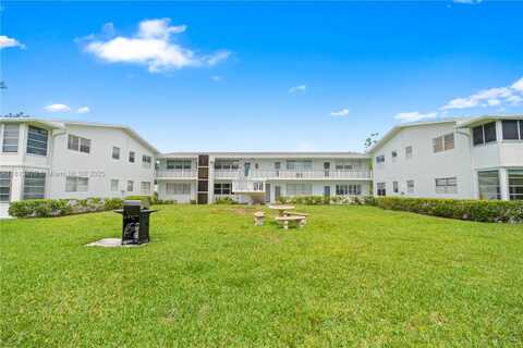 67 Harwood H, Deerfield Beach, FL 33442