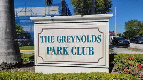 17890 W Dixie Hwy, Miami, FL 33160