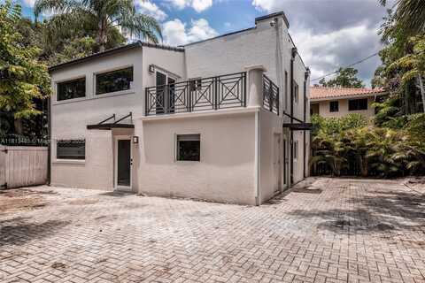 2742 Coacoochee St, Miami, FL 33133