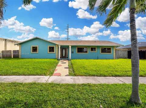 722 NW 170th St, Miami Gardens, FL 33169