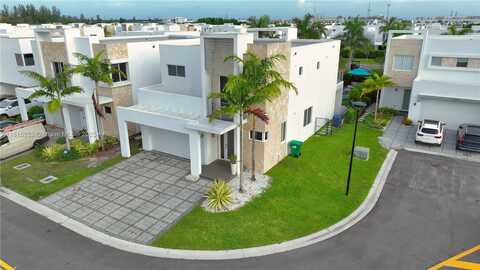 10360 NW 68th Ter, Doral, FL 33178