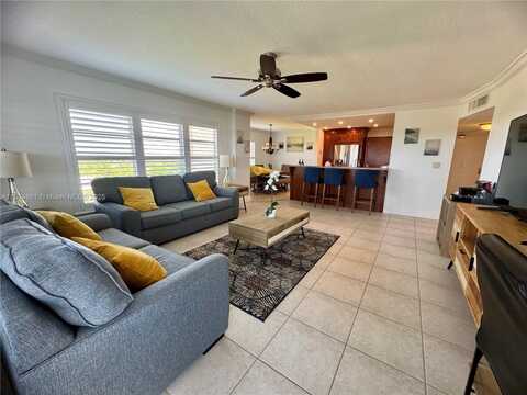 10777 W Sample Rd, Coral Springs, FL 33065