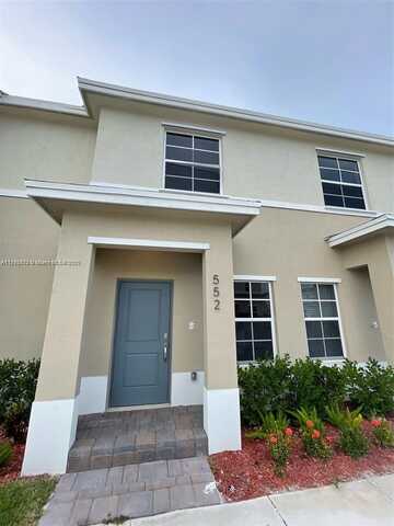 552 NE 4th St, Florida City, FL 33034