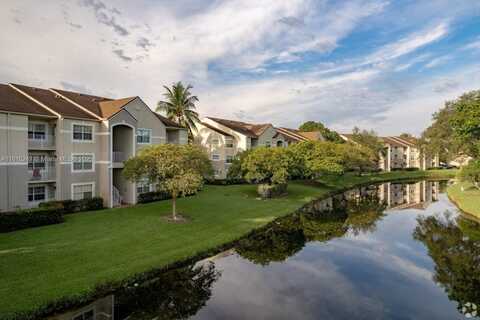 7575 Hampton Blvd, North Lauderdale, FL 33068