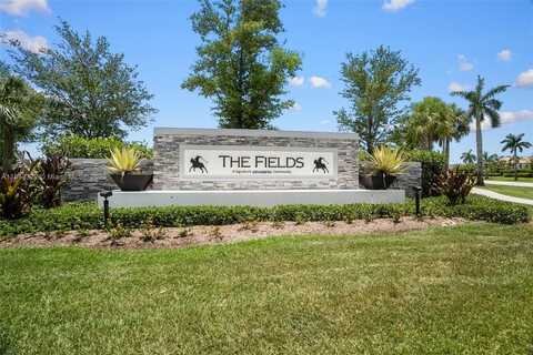 8239 Tailshot Ct, Lake Worth, FL 33467