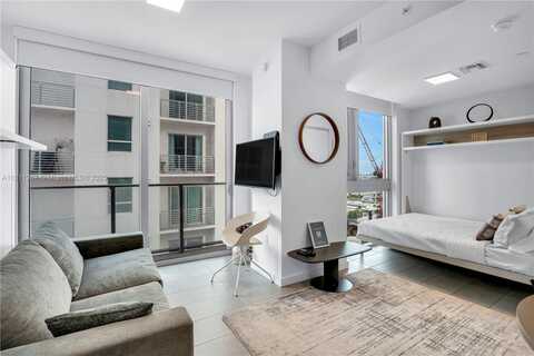 227 NE 2nd St, Miami, FL 33132
