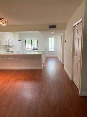 16242 Laurel Dr, Weston, FL 33326