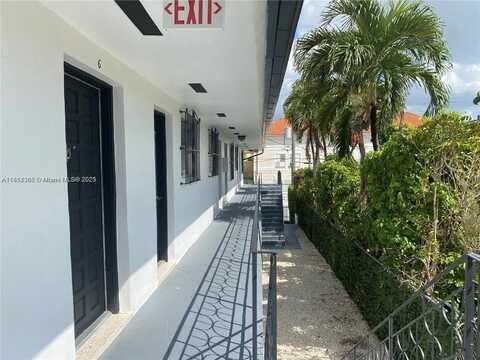 1168 SW 3rd St, Miami, FL 33130