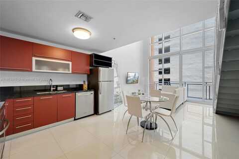 244 Biscayne Blvd, Miami, FL 33132