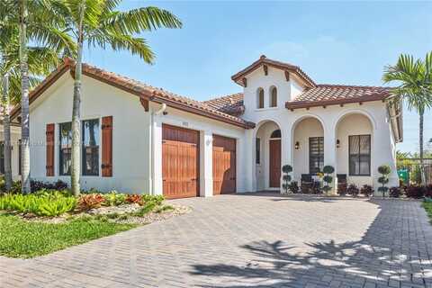 8382 NW 26th Ct, Cooper City, FL 33024