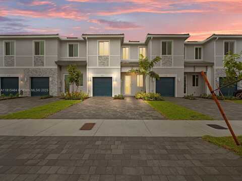 682 SE 14th St, Homestead, FL 33034