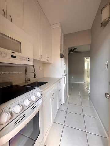 6330 SW 79th St, South Miami, FL 33143