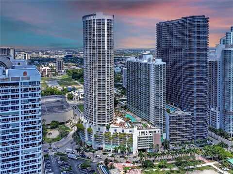 1750 N Bayshore Dr, Miami, FL 33132