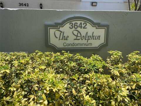 3642 NE 171st St, North Miami Beach, FL 33160