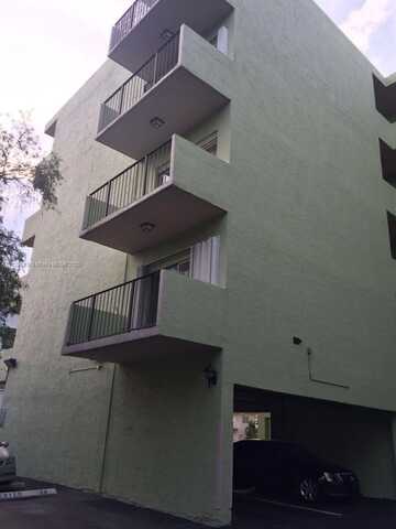 3642 NE 171st St, North Miami Beach, FL 33160