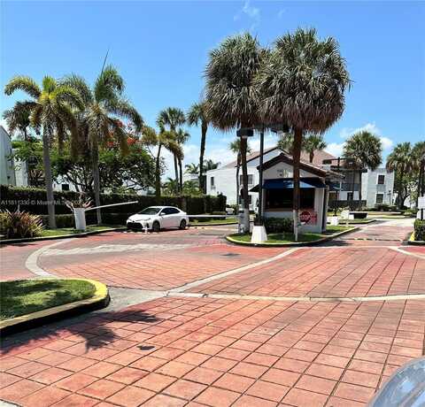 9431 Fontainebleau Blvd, Miami, FL 33172