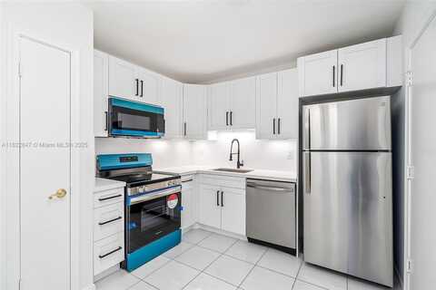 4851 NW 21st St, Lauderhill, FL 33313