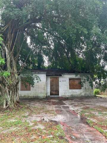 920 NW 122nd St, North Miami, FL 33168