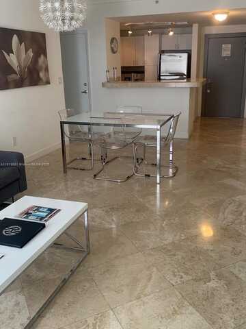 185 SE 14th Ter, Miami, FL 33131