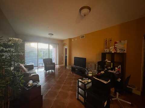 6560 NW 114th Ave, Doral, FL 33178