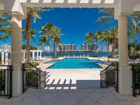 3235 NE 184th St, Aventura, FL 33160