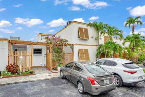 1374 SW 131st Place Cir E, Miami, FL 33184