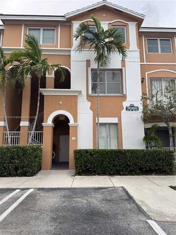 7080 NW 177th St, Hialeah, FL 33015