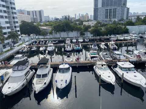 1740 NW N River Dr, Miami, FL 33125