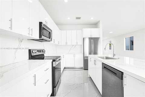 22479 SW 125 AVE, Miami, FL 33170
