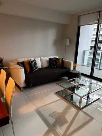 1010 Brickell Ave, Miami, FL 33131