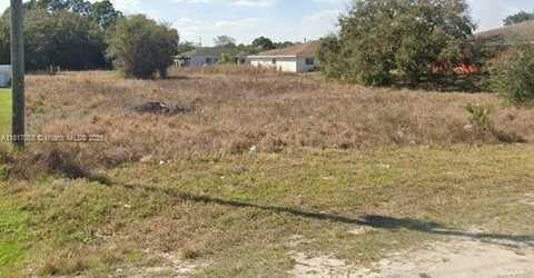 334 Gretchen Ave S, Lehigh Acres, FL 33973